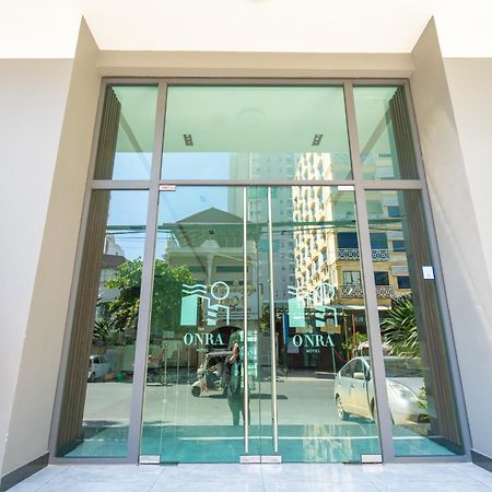 The Onra Hotel พนมเปญ ภายนอก รูปภาพ