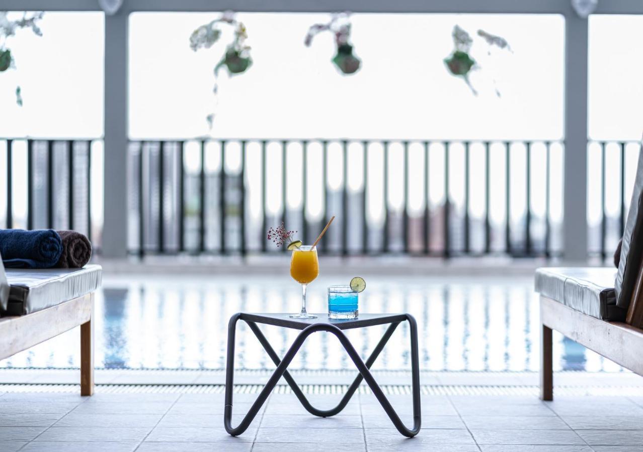 The Onra Hotel พนมเปญ ภายนอก รูปภาพ