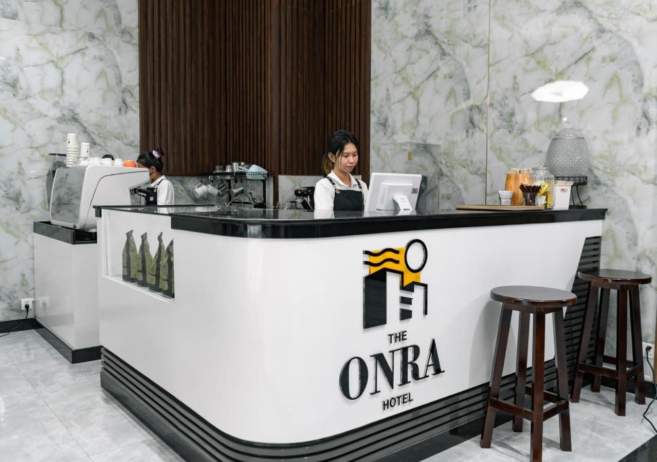 The Onra Hotel พนมเปญ ภายนอก รูปภาพ